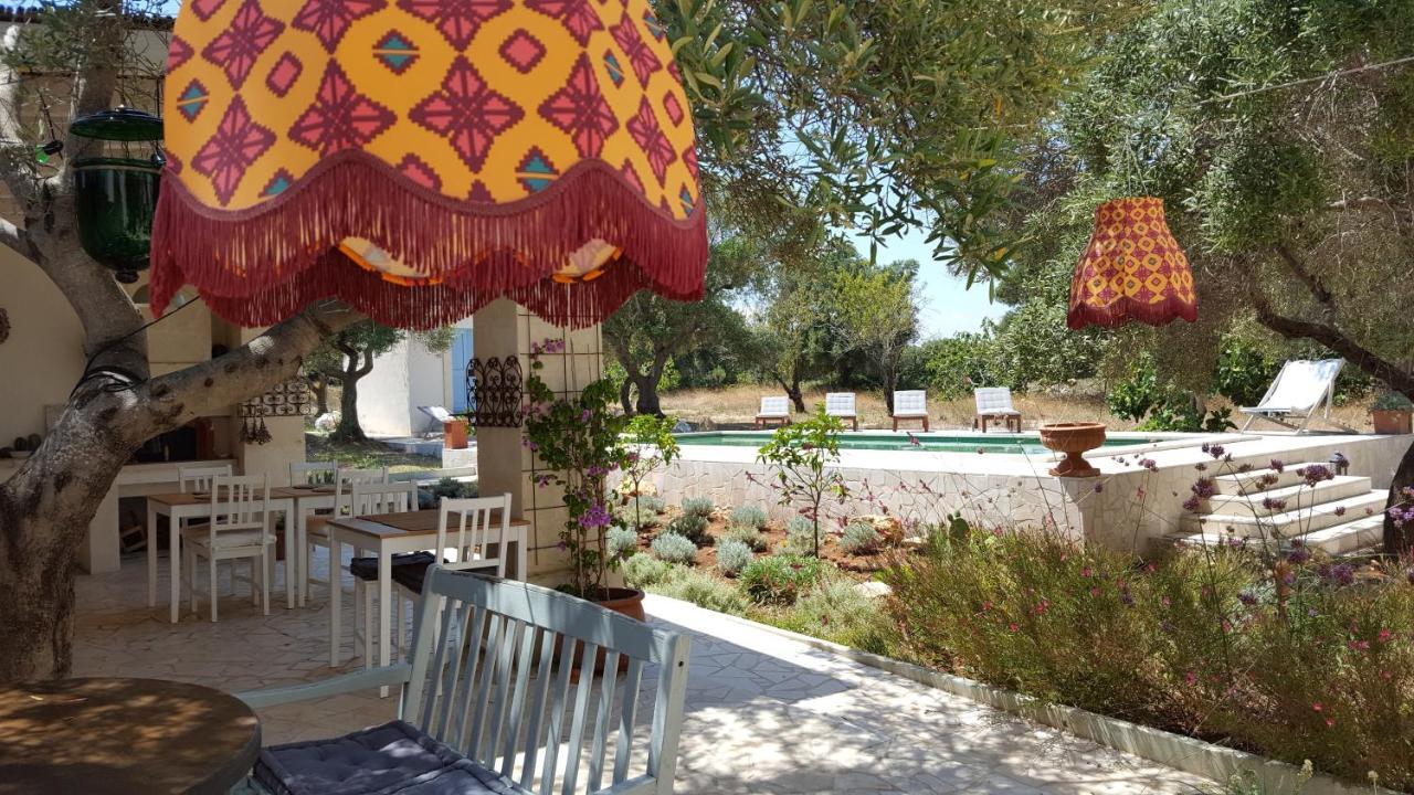 The Proud Garden Bed & Breakfast Carovigno Luaran gambar