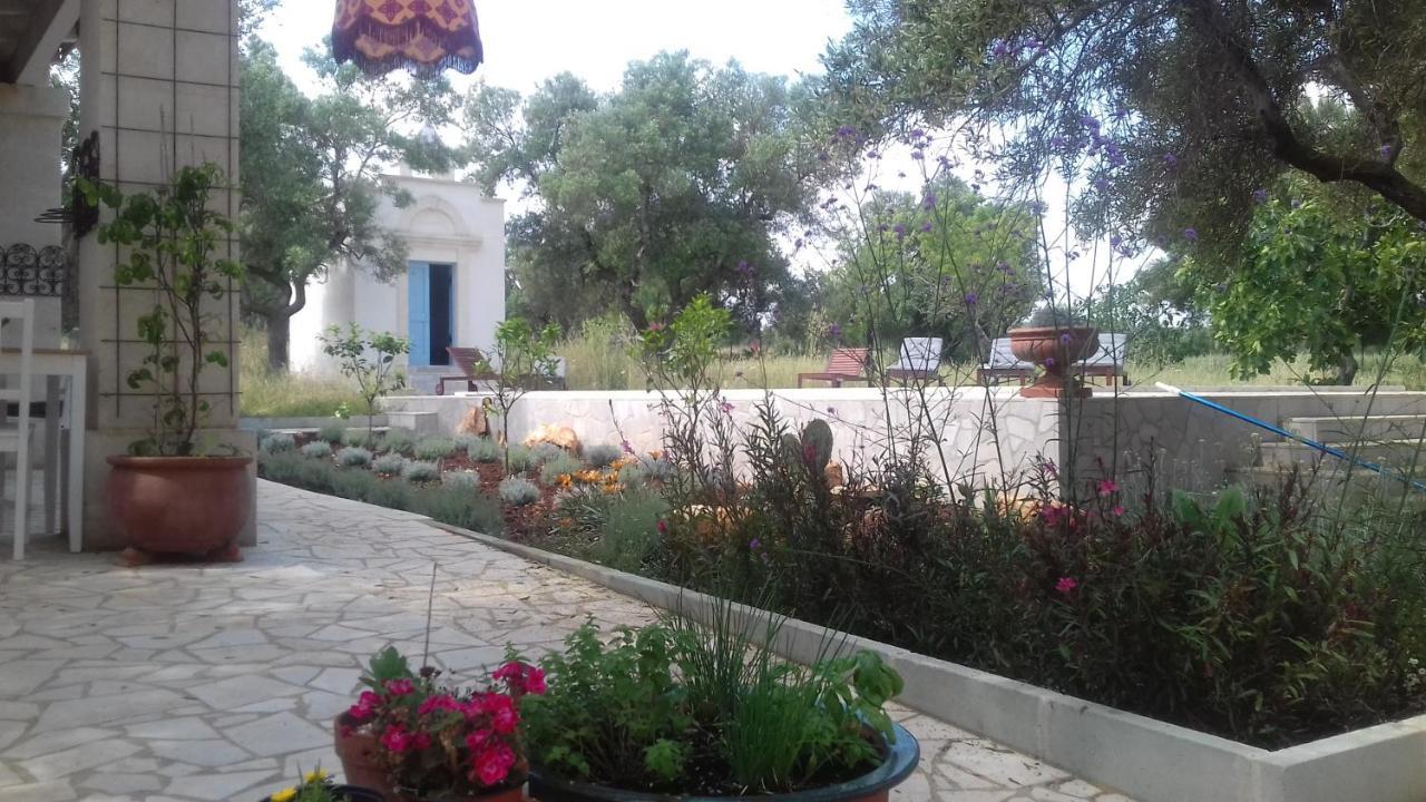 The Proud Garden Bed & Breakfast Carovigno Luaran gambar