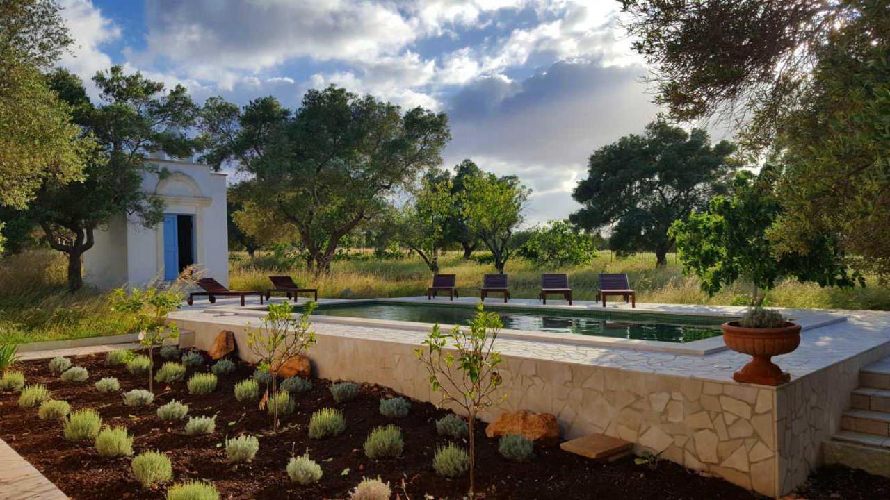 The Proud Garden Bed & Breakfast Carovigno Luaran gambar