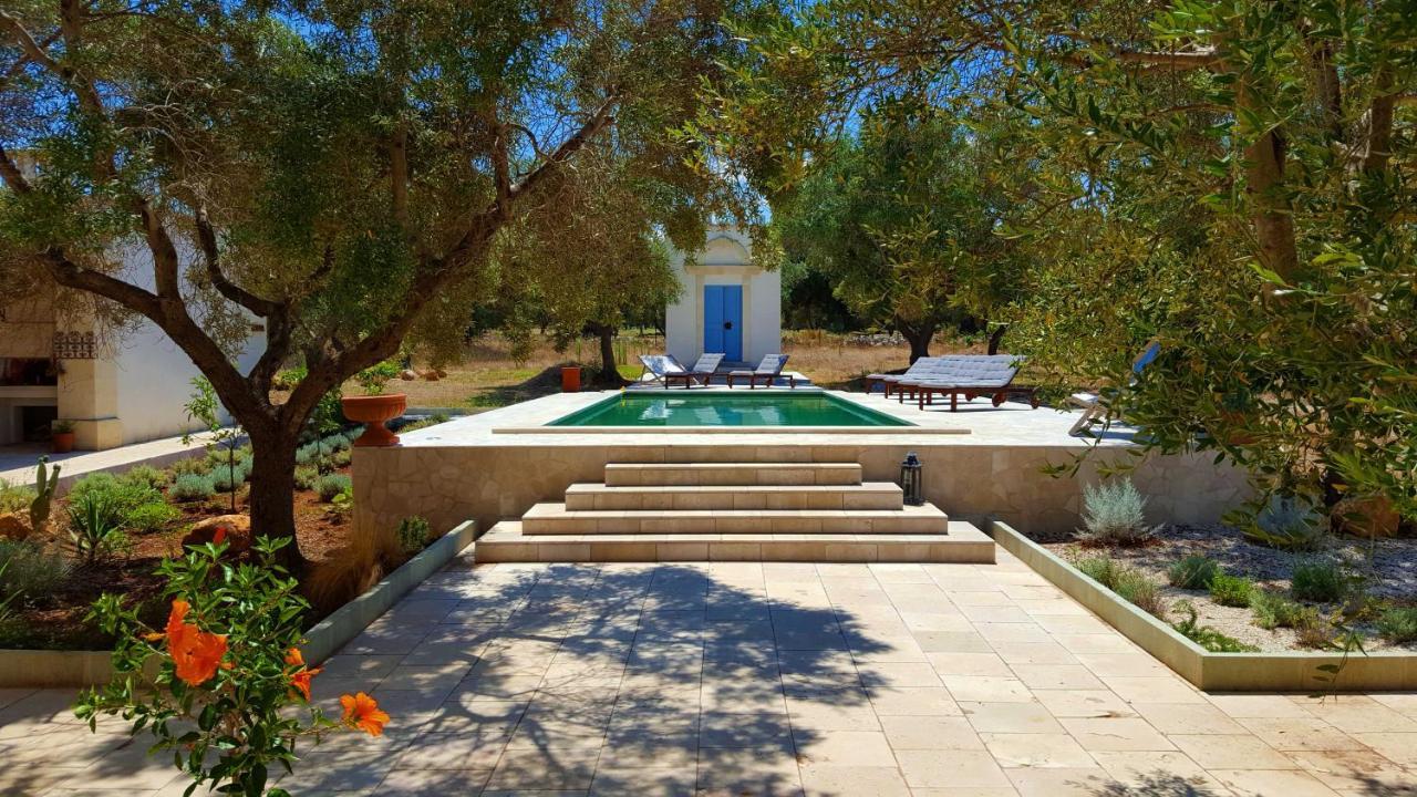 The Proud Garden Bed & Breakfast Carovigno Luaran gambar