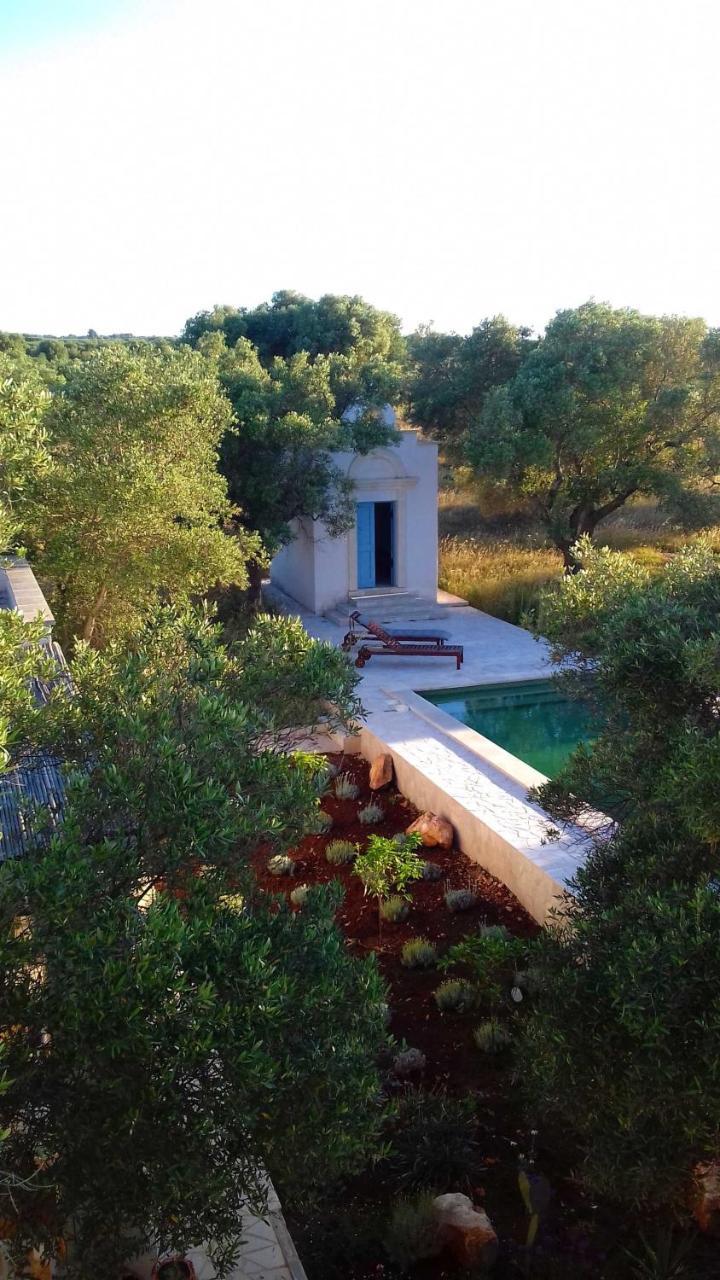 The Proud Garden Bed & Breakfast Carovigno Luaran gambar